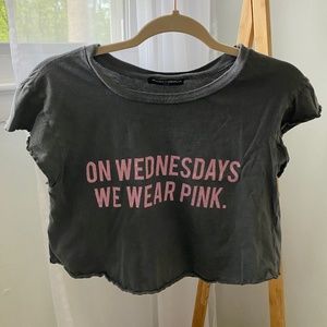 BRANDY MELVILLE "ON WEDNESDAYS WE WEAR PINK"